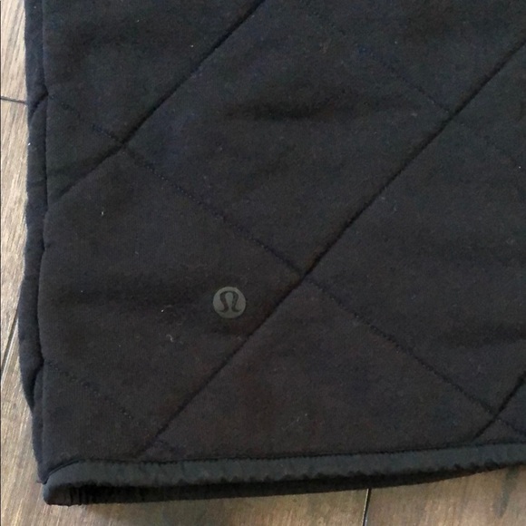 Lululemon | 4 | Reversible FallJacket - Picture 5 of 7